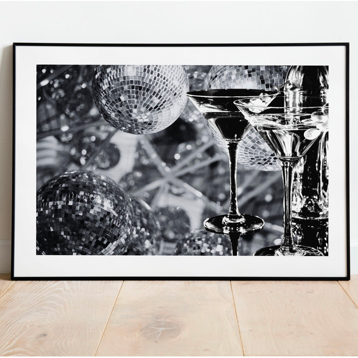 Martini Print, Trendy Bar Cart Retro Wall Art Set of 5, Aesthetic Print, Disco Poster,Black and White Prints, Trendy Wall Art, Digital Art