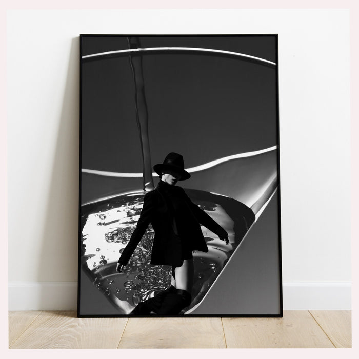 Martini Wall Print, Retro Photo Poster, Black and White Print, Alcohol Vintage Wall Decor, Fashion Girl Print | Disco Poster, Printable