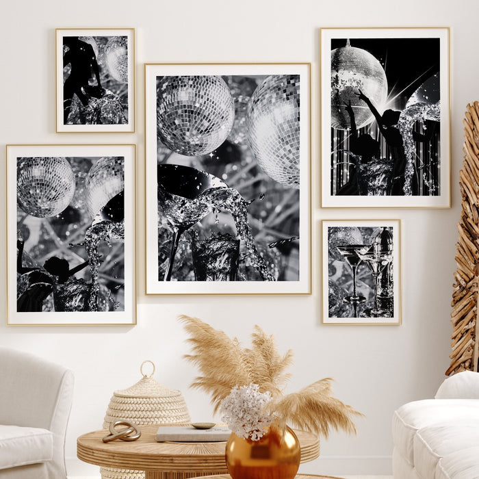 Disco Martini Wall Print, Retro Photo Poster, Black and White Print, Alcohol Vintage Wall Decor, Fashion Girl Print | Disco Poster,Printable