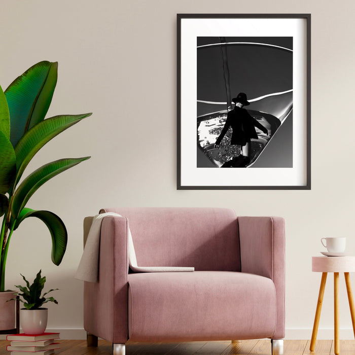 Martini Wall Print, Retro Photo Poster, Black and White Print, Alcohol Vintage Wall Decor, Fashion Girl Print | Disco Poster, Printable